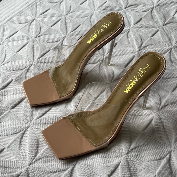 Fashion Nova Clear Nude Heels – Size 8.5 – NWT - Picture 3 of 5